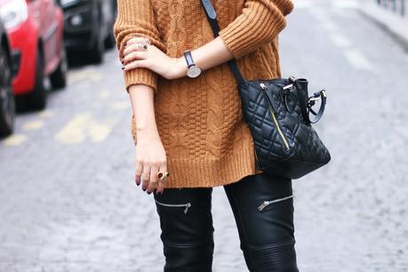 Pantalón cuero + Jersey lana