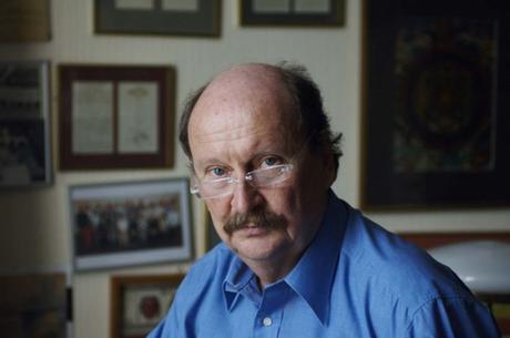 Edzard Ernst El hombre que tumbó con ciencia las terapias alternativas – El País