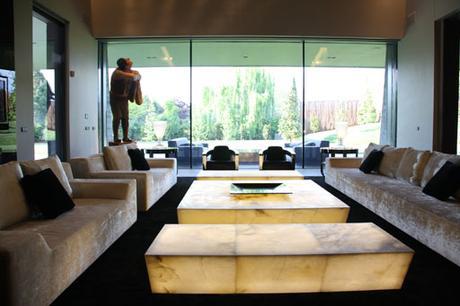 SELECCIÓN DE SALAS DE ESTAR Y SALONES DISEÑADOS POR A-CERO