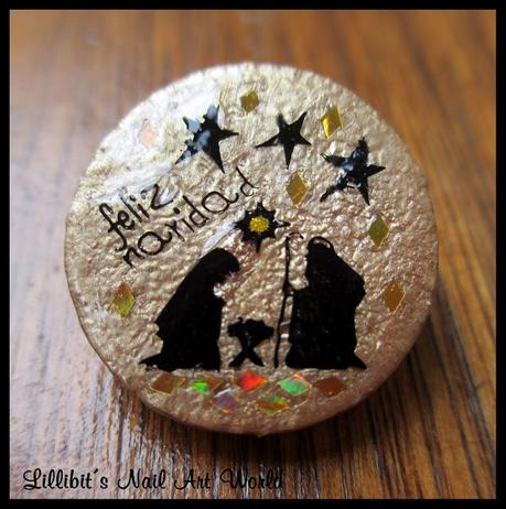 Broches navideños y un colgante (hechos con esmaltes)