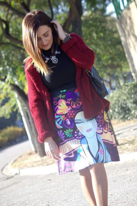 Con una falda muy original