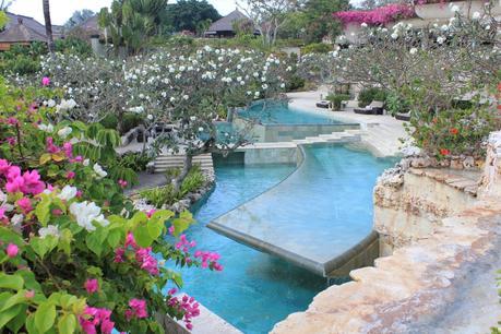 My honeymoon in Bali Image and video hosting by TinyPic