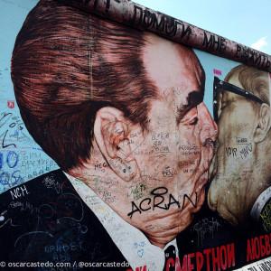 El beso (East Side Gallery)