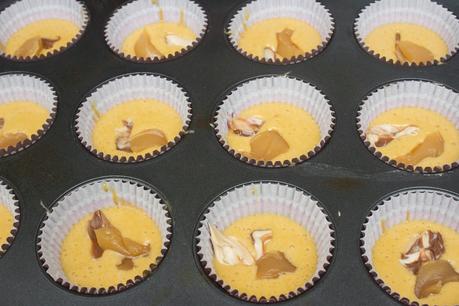 Cupcakes de cava y limón rellenos de lemon curd y nocilla para celebrar el año nuevo