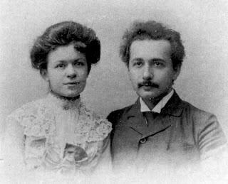 Einstein y su esposa Mileva/ Lo que usted crea regresa/ 2015: Las Mejores 20 Fotografías del National Geographic