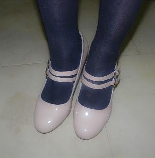 Look para falda sesentera (Mehron y Asos)