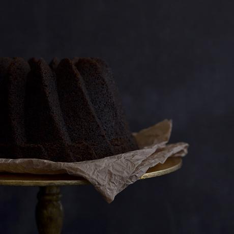 BUNDT CAKE DE CHOCOLATE Y REMOLACHA BUNDT CAKE DE CHOCOLATE Y REMOLACHA