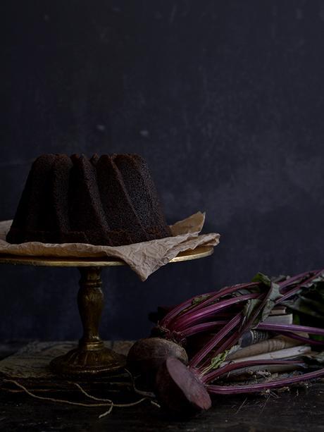 BUNDT CAKE DE CHOCOLATE Y REMOLACHA BUNDT CAKE DE CHOCOLATE Y REMOLACHA