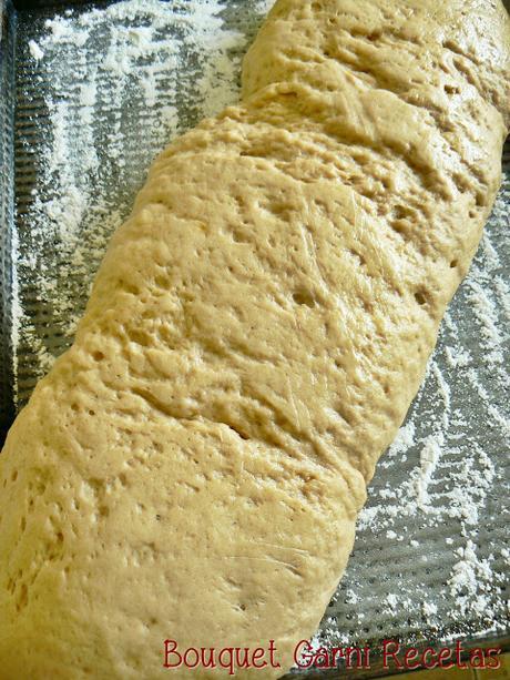 Rosca de Reyes enroscada para recibir el 2016 con muchas ilusiones Rosca de Reyes enroscada para recibir el 2016 con muchas ilusiones