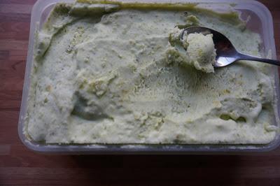 Helado de pistacho cremoso (sin huevo)