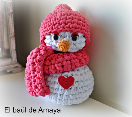 MUÑECO DE NIEVE A TRAPILLO