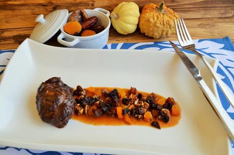 CARRILLADA CON TIERRA DE FRUTAS DESECADAS DE TEMPORADA