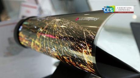 LG presenta panel OLED de 18 pulgadas que puede enrollarse #CES2016