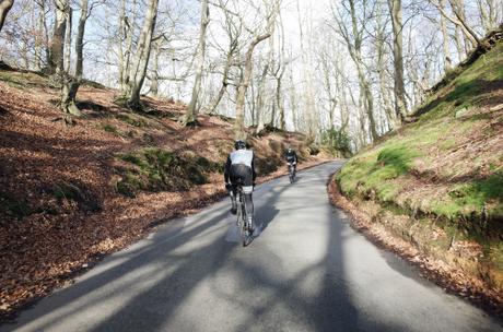 Cómo obtener el balance adecuado en un interior cálido y agradable para salir a pedalear en invierno