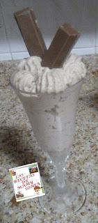 COPAS DE MOUSSE DE KIT-KAT