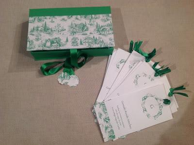 Recordatorios y caja a juego para Primera Comunión