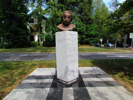En busca de la casa de Albert Einstein, Princeton. USA