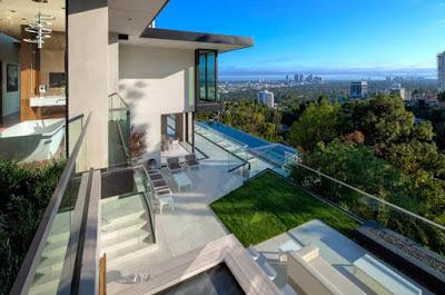 Residencia con Impresionantes Vistas en Los Angeles