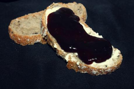 MERMELADA DE UVAS NEGRAS AL VINO TINTO