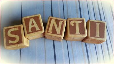 cubos de madera con letras