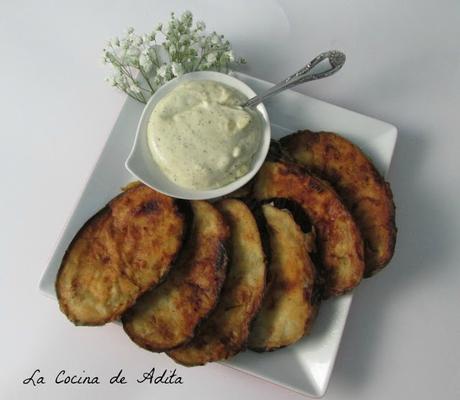 Berenjenas, crujientes, con salsa de queso idiazábal