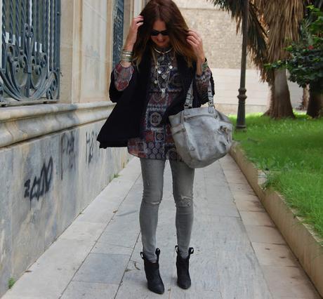 mINI dRESS & jEANS & pONCHO #nOUNIFORMES mINI dRESS & jEANS & pONCHO #nOUNIFORMES
