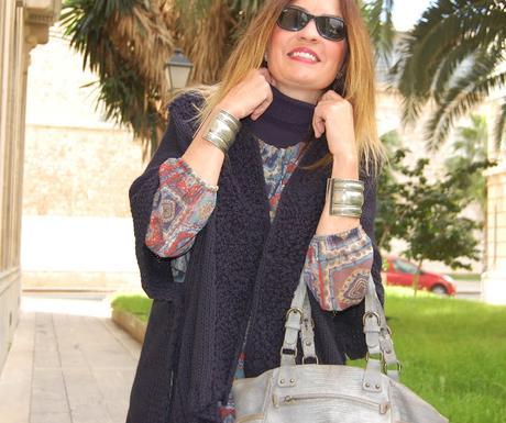 mINI dRESS & jEANS & pONCHO #nOUNIFORMES mINI dRESS & jEANS & pONCHO #nOUNIFORMES