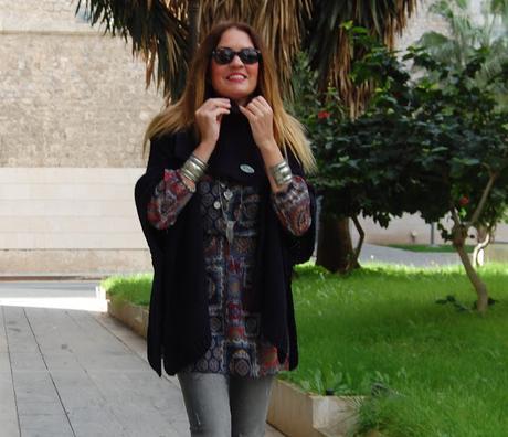 mINI dRESS & jEANS & pONCHO #nOUNIFORMES mINI dRESS & jEANS & pONCHO #nOUNIFORMES