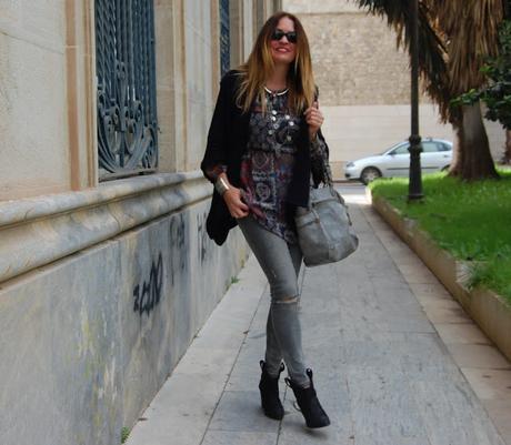 mINI dRESS & jEANS & pONCHO #nOUNIFORMES mINI dRESS & jEANS & pONCHO #nOUNIFORMES