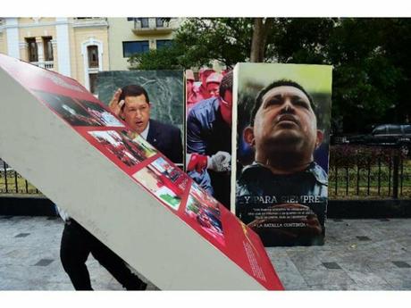 Chávez prohibió usar su imagen