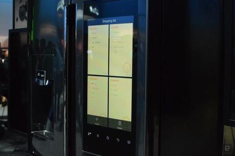 Samsung Family Hub el refrigerador inteligente de Samsung lo presenta en el CES 2016