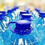 Trampas y peligros del agua potable embotellada