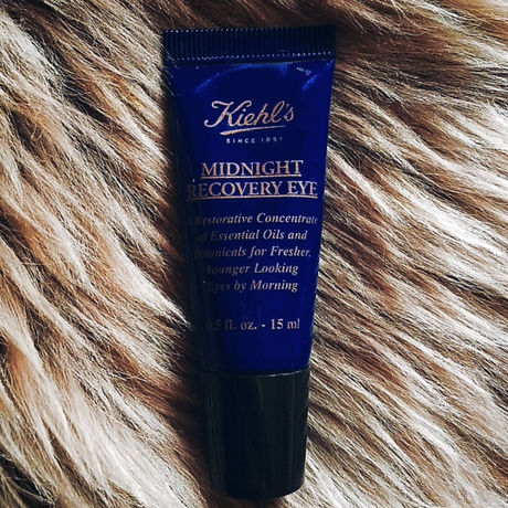 Contorno de Ojos Nocturno: Kiehl's Midnight Recovery Eye