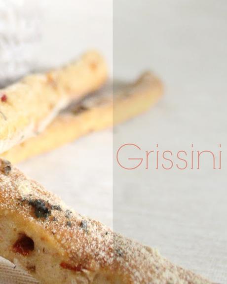 Grissini de tomate y pimentón Grissini de tomate y pimentón