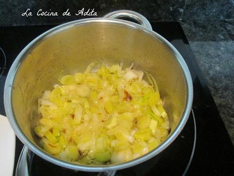 Crema de patatas violetas