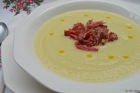 Crema de colifror, calabacín y puerro