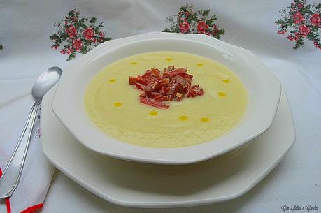 Crema de colifror, calabacín y puerro