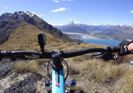 Sony actualiza su línea de cámara de acción con el nuevo modelo Action Cam HDR-AS50 con varias interesantes mejoras a costo razonable