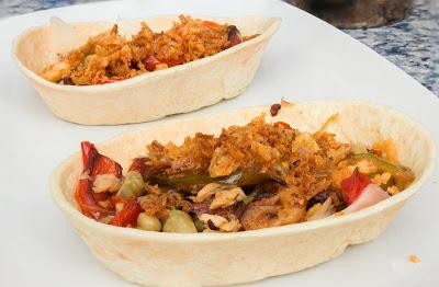 Tacos de dorada y habitas