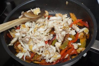 Tacos de dorada y habitas