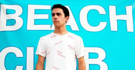 Entrevista a Frito Projects, la marca emergente de básicos ilustrados de espíritu playero frito projects