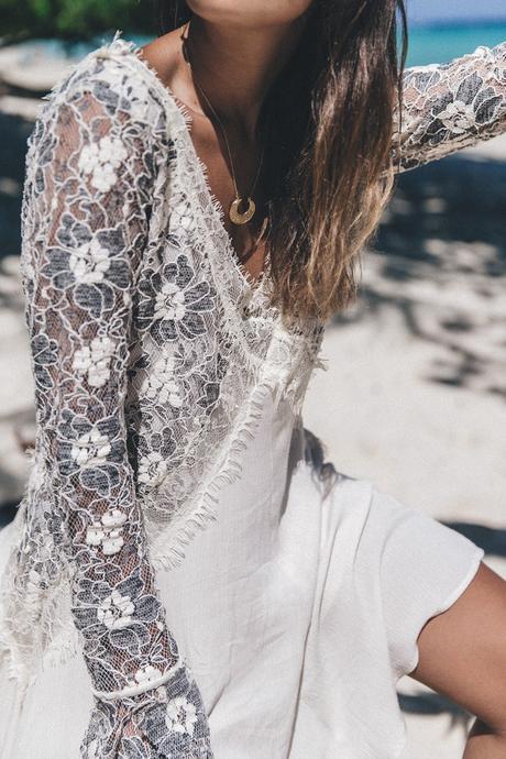 Lam_Tong_Beach-Thailand-Phi_Phi_ISland-Lace_Dress-Outfit-Beach-Summer_look-White_Dress-Tularosa-43
