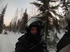 Safari con motos de nieve, renos y huskies Safari con motos de nieve, renos y huskies