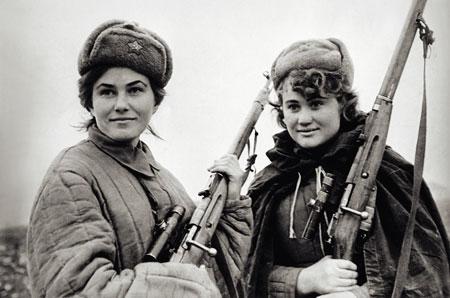 World War II Soviet female snipers unknown author