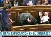 Carolina Bescansa acude Congreso bebé