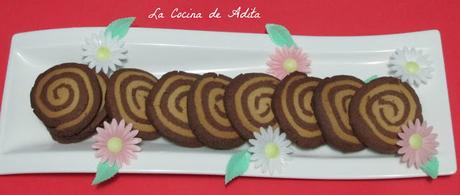 Galletas en forma de espiral, de chocolate y vainilla
