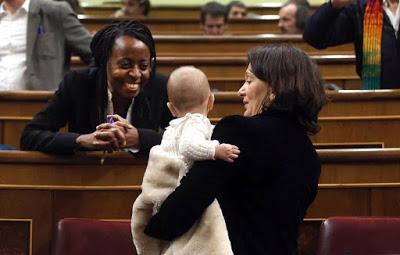 LLevar un bebé al congreso no es conciliar