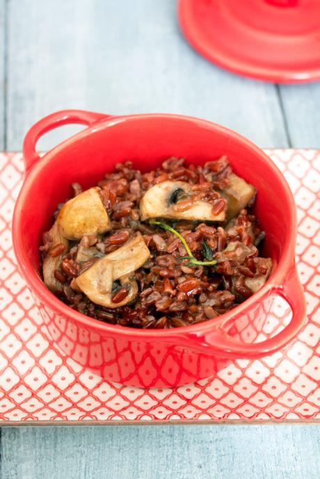 Arroz rojo de la Camarga salteado con setas