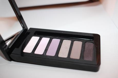 ENCHANTED EVE EYES DE MAC.