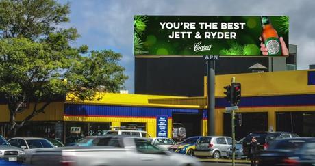 Una marca de cerveza cede sus vallas para que los consumidores lancen sus propios mensajes